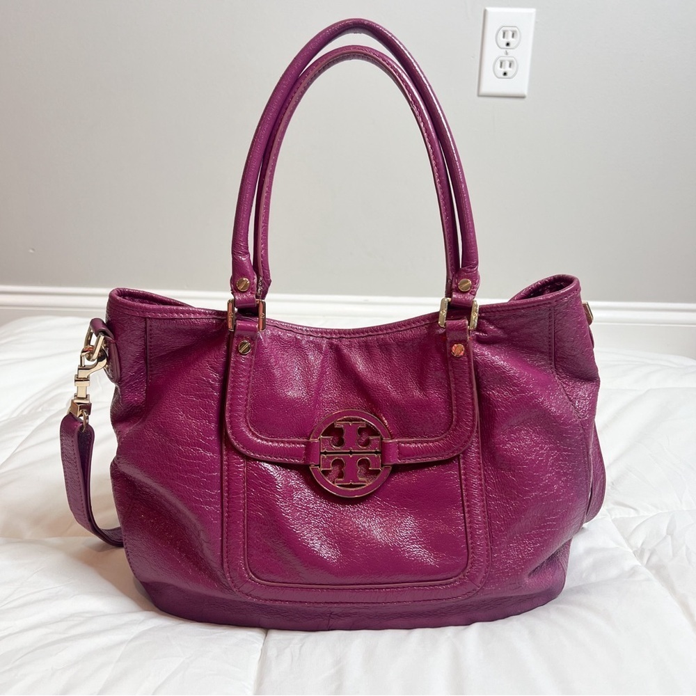 Tory Burch Magenta Leather Tote with Logo Medallion